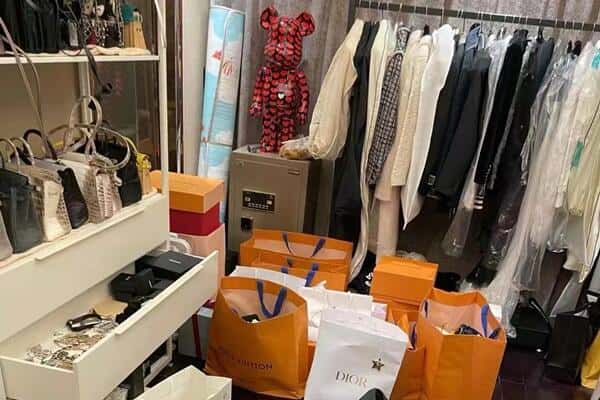 湖州市南浔回收一线品牌衣服